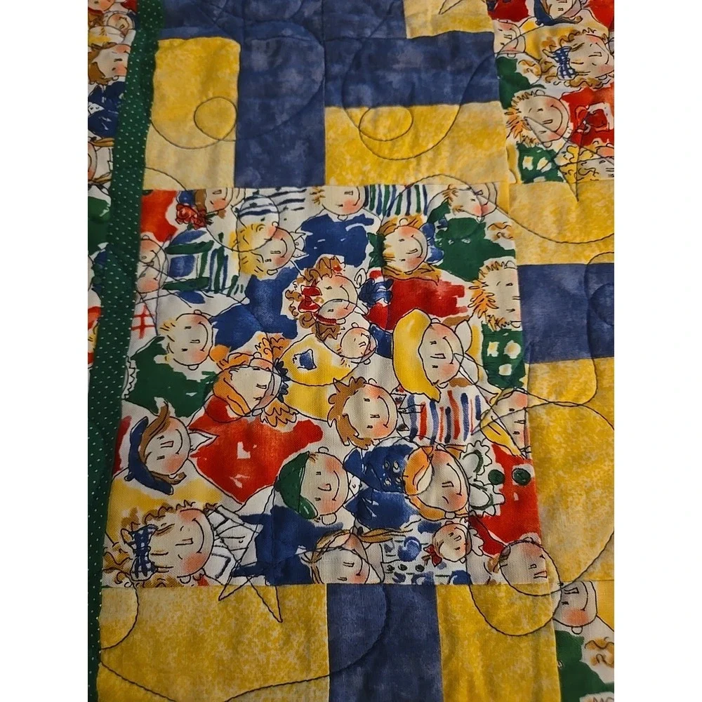 Vtg Patchwork Quilt Handmade‎ Baby Throw Reversible Blanket Kids Children Red